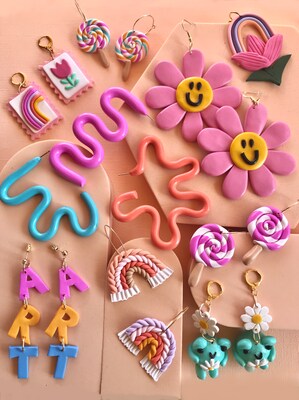 Flower power giant flower earrings, pink smile flower earrings, retro statement earrings, hippie style, groovy earrings, giant flowers - image4